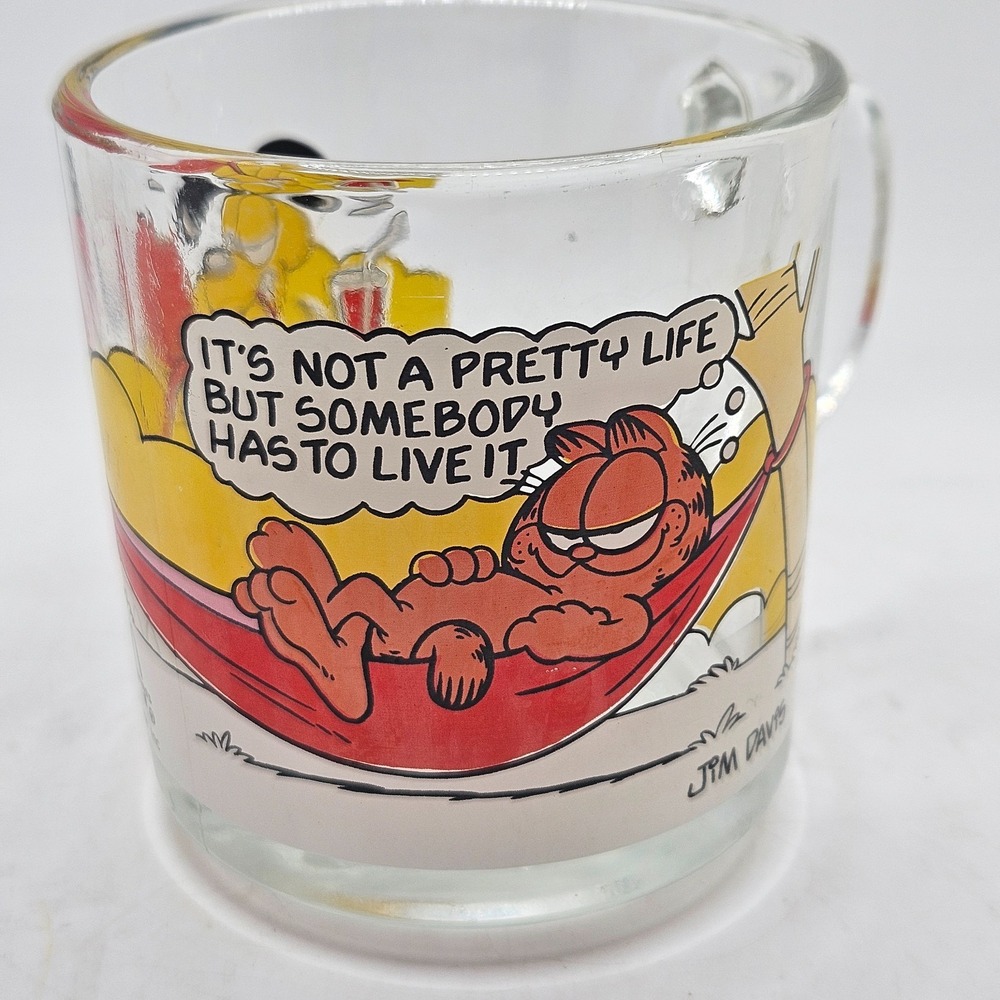 Vintage 1978 Garfield McDonald's Glass Mug It's Not A Pretty Life Jim Davis Cup